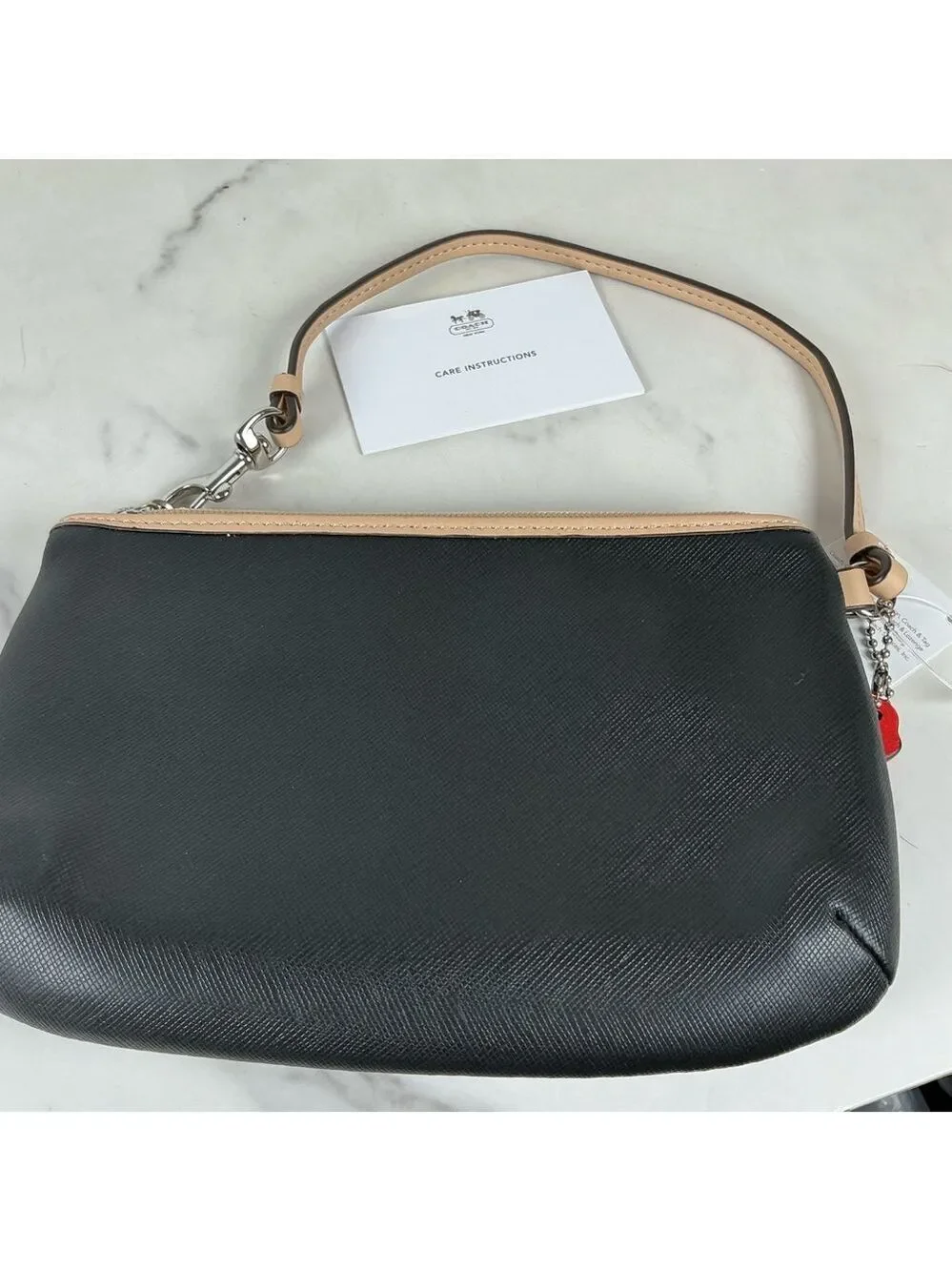 New Coach Horse And Carriage Black Leather Wristlet Bag Tan Trim Wallet‎